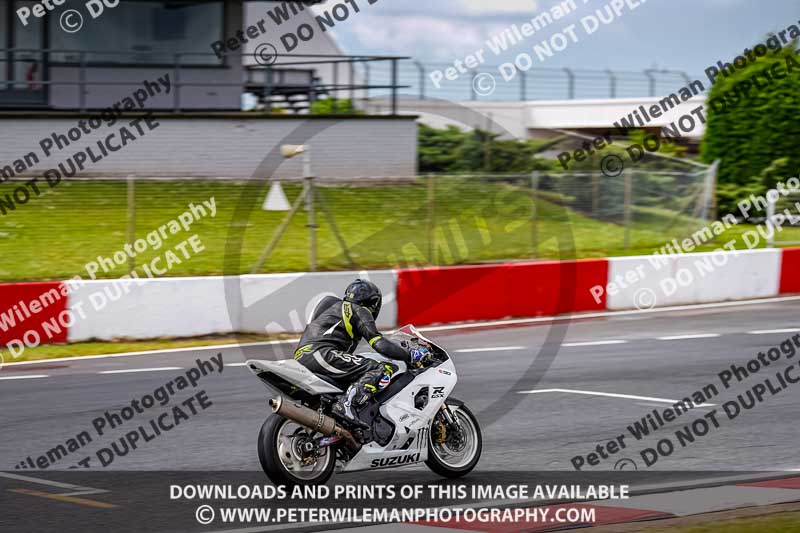 donington no limits trackday;donington park photographs;donington trackday photographs;no limits trackdays;peter wileman photography;trackday digital images;trackday photos